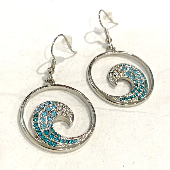 Silvertone pierced earrings drop dangle hoops blue white crystal rhinestone wave - Picture 1 of 6